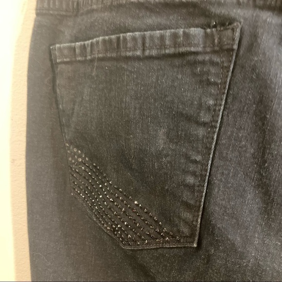 NYDJ Sz 12 Straight Leg  Rhinestone On Back Pockets In Black Jeans - Picture 4 of 7